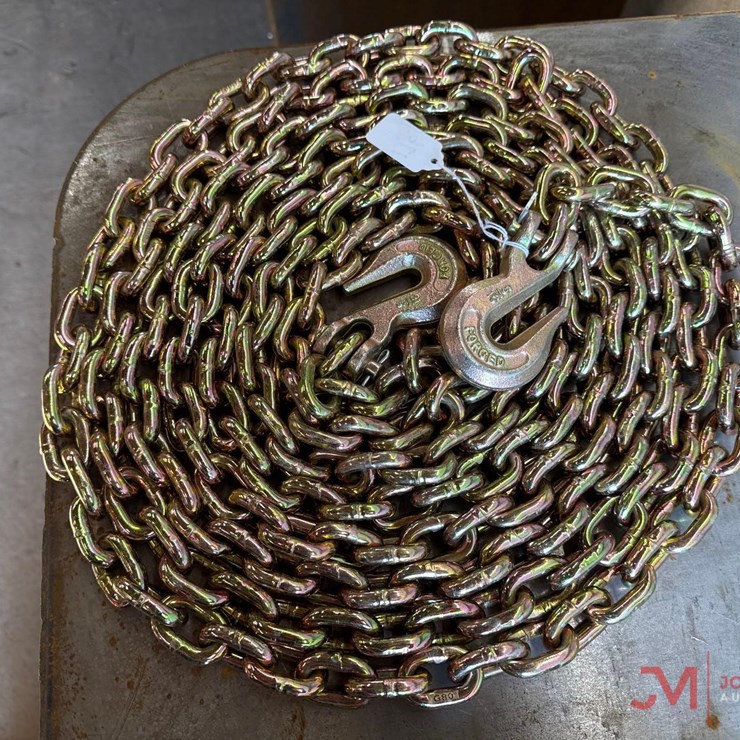 NEW 5/16" CHAIN W/ 2 HOOKS