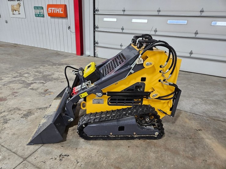 chevrolet-1ton-image-2