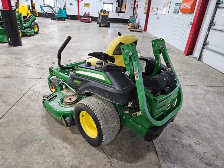 2015-john-deere-z930m-efi-image-3