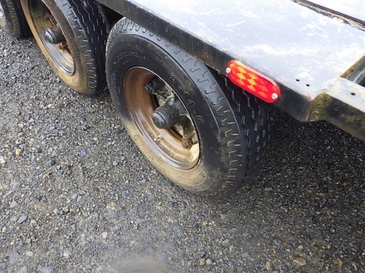 2010-hmde-14'-3-axle-flatbed-trailer-image-18