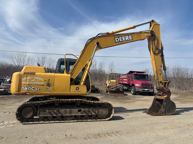 deere-160c-lc-image-4