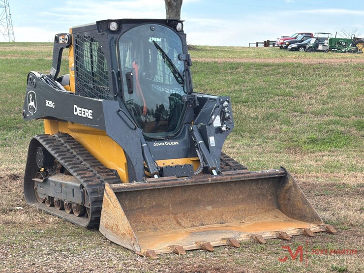 2023-deere-325g-image-1