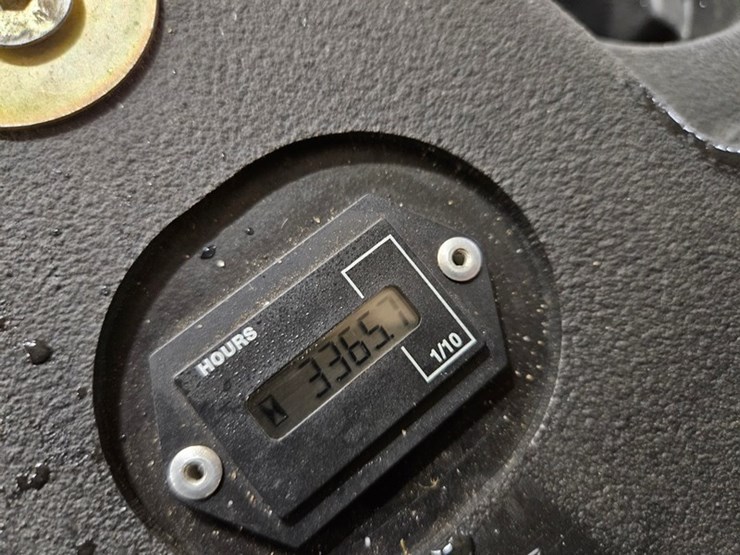 john-deere-2500e-image-21