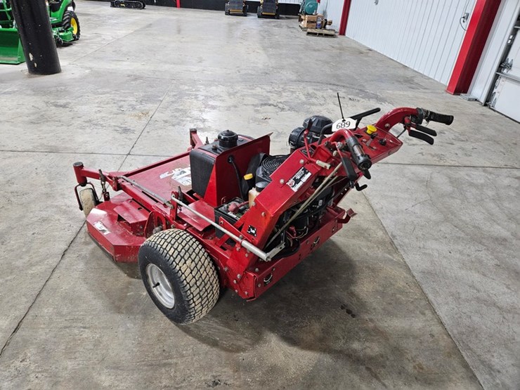 #689-•-ferris-comfort-controll-dd-walk-behind-mower-image-3