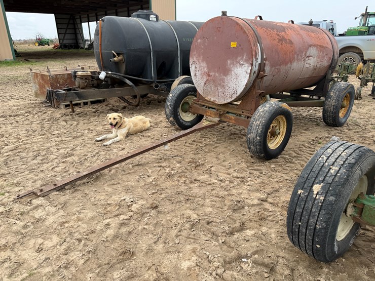 #41260-•-~600-gallon-fuel-wagon-image-1