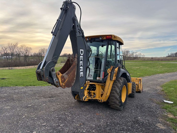 2010-deere-310j-image-8