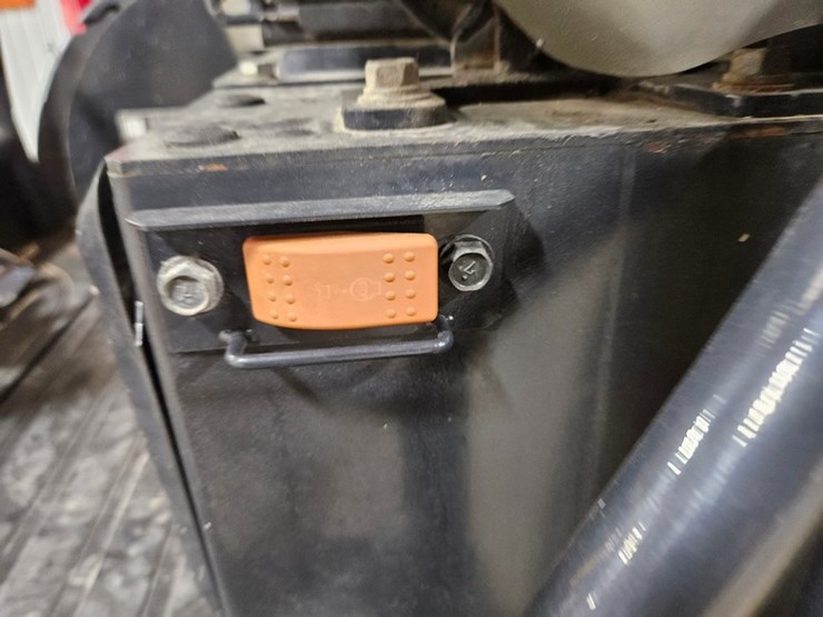 #686-•-yanmar-vic35-mini-excavator-image-32