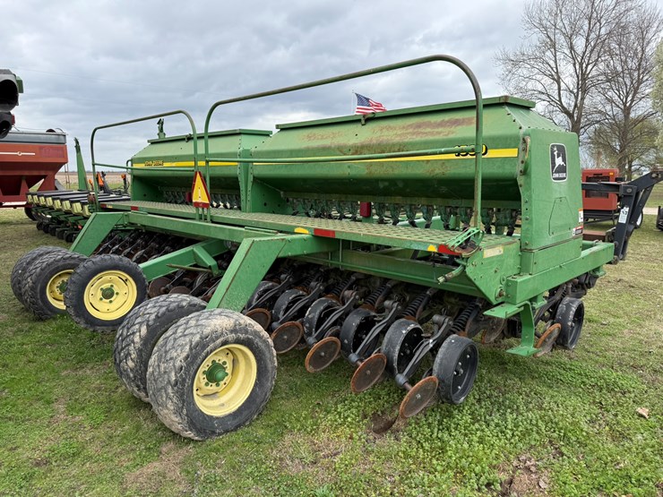 john-deere-1560-image-3