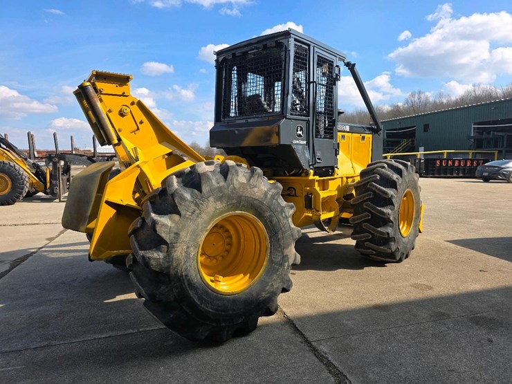 2003-deere-540g-iii-image-5