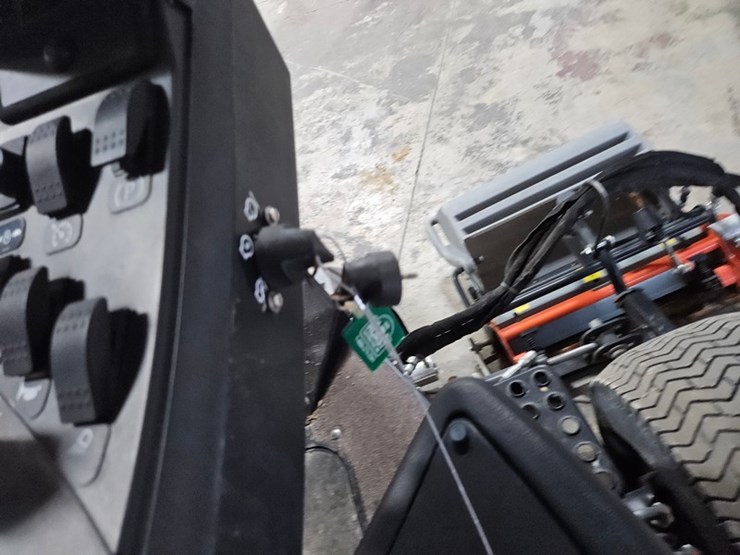 #685-•-jacobsen-lf550-fairway-mower-image-37