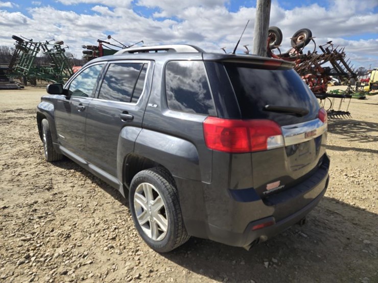 2011-gmc-terrain-sle-image-5