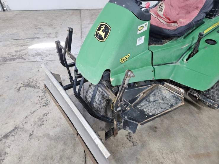 john-deere-1200-image-10