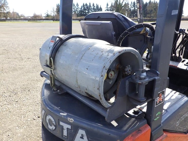 toyota-8fgcu15-image-9