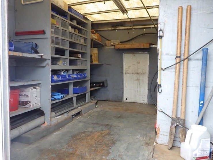 2004-ford-e350-image-9