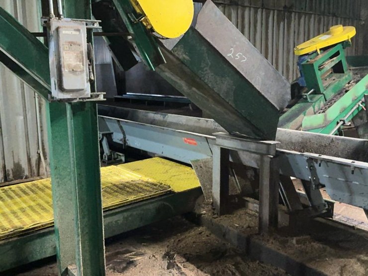 #256-•-salem-barn-sweep-image-3