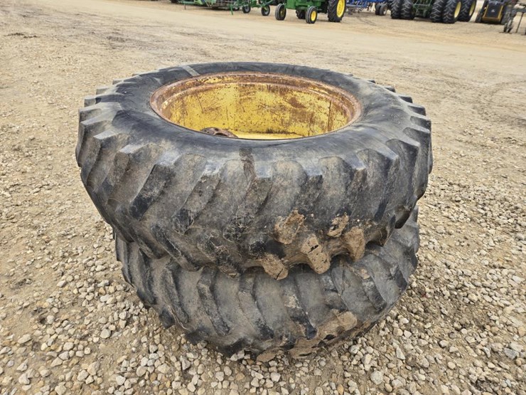 john-deere-4430-image-1