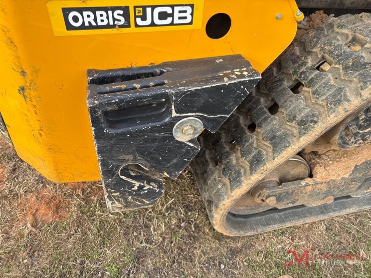 2023-jcb-2ts-7t-image-9