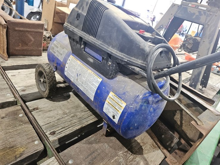 #628-•-ramps-and-portable-air-compressor-image-7