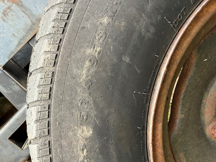 #41833-•-john-deere-4t100-4-cyl-power-unit-w/-trailer-image-5