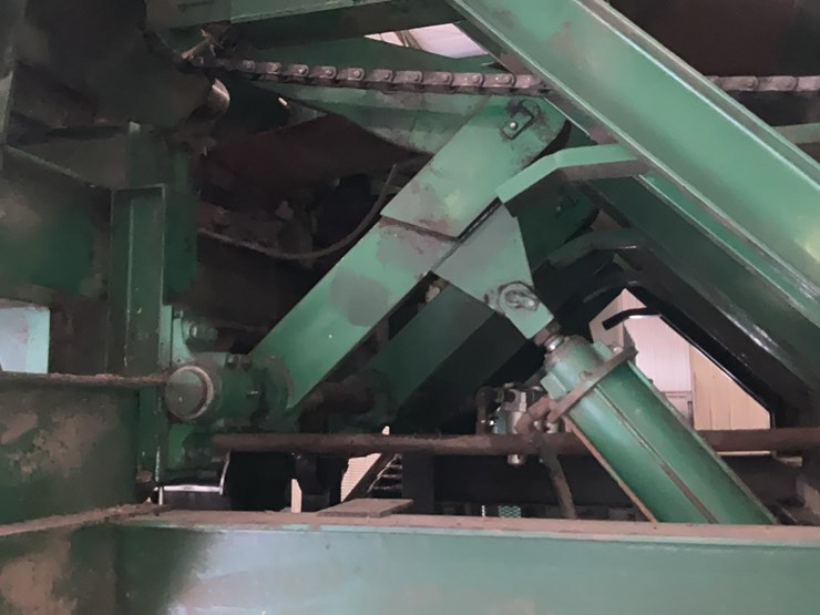 #157-•-salem-log-trough-image-26