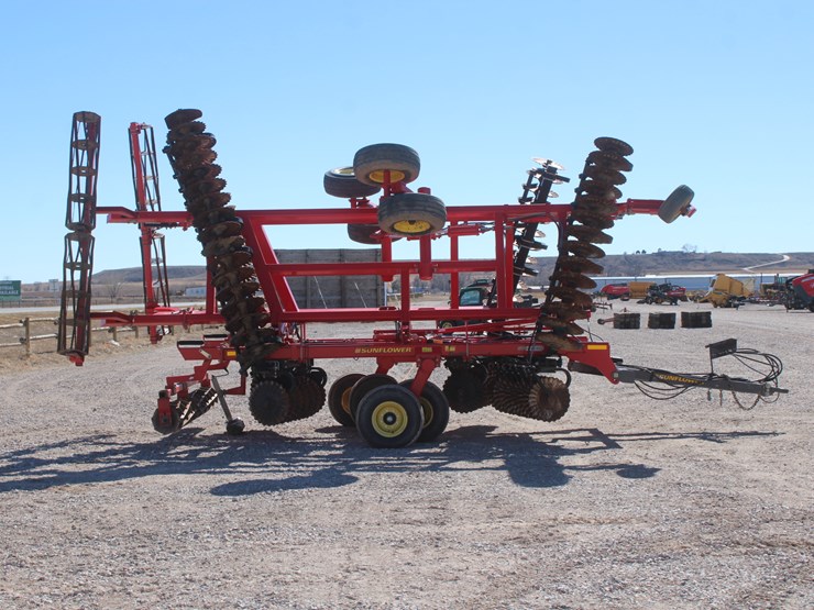 #1030-•-sunflower-6631-vt-soil-finisher-image-8