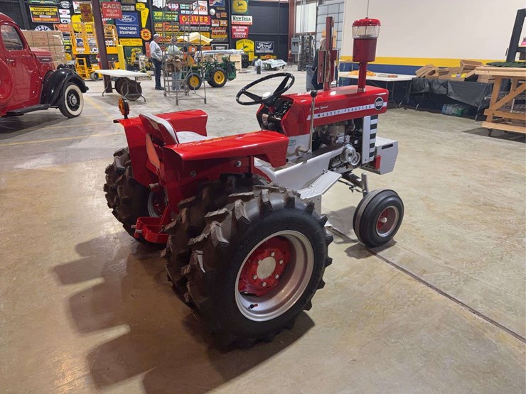 massey-ferguson-1100-image-5