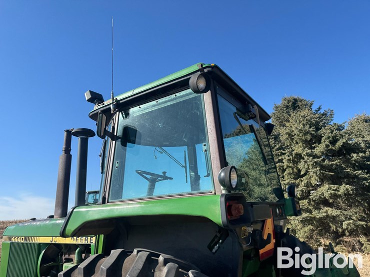 1979-john-deere-4440-image-19