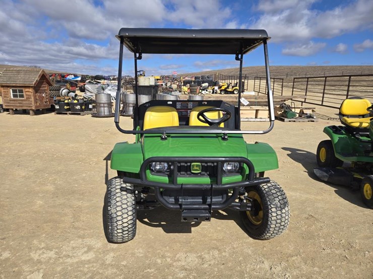john-deere-gator-image-2