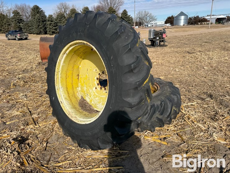 goodyear-18.4-38-dual-rims-&-tires-image-3