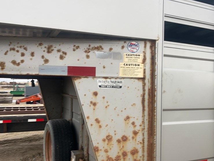 2012-titan-trailer-image-20