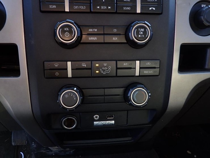 2010-ford-f150-image-29