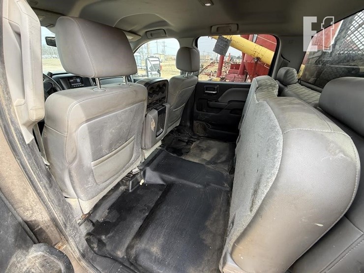 2014-chevrolet-3500hd-image-9