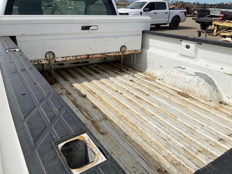 2013-gmc-2500-image-7