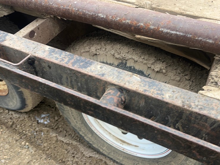 2002-load-trail-trailer-image-13