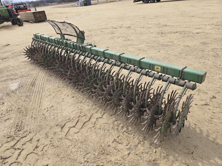 john-deere-400-image-4