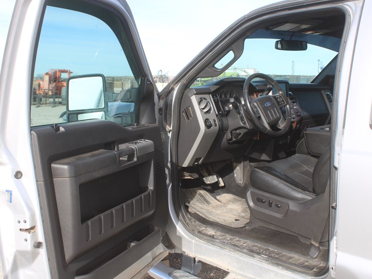 2013-ford-f350-image-43