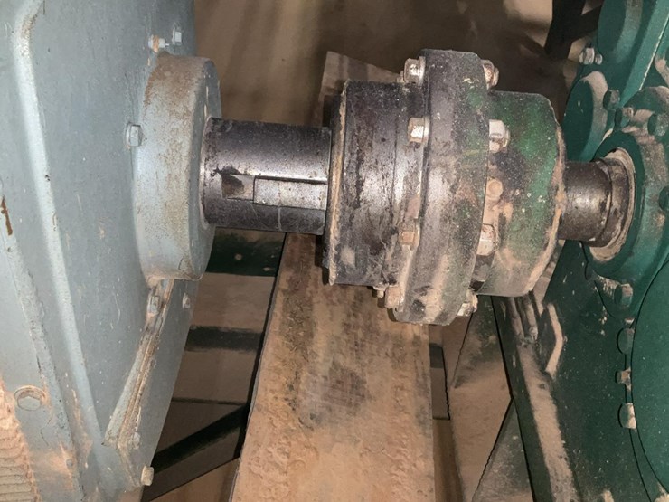 #201-•-2002-salem-dc-carriage-drive-image-13