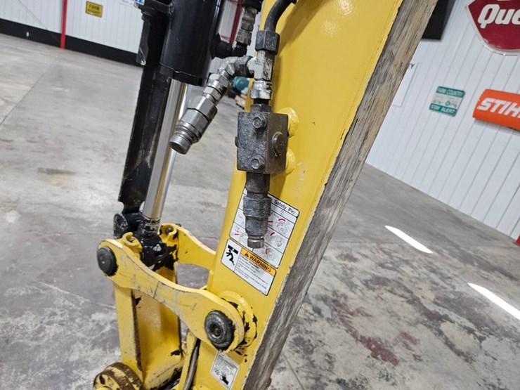 #686-•-yanmar-vic35-mini-excavator-image-12