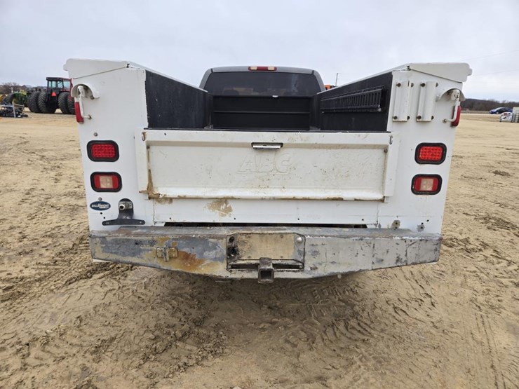 2001-chevrolet-k2500-image-10