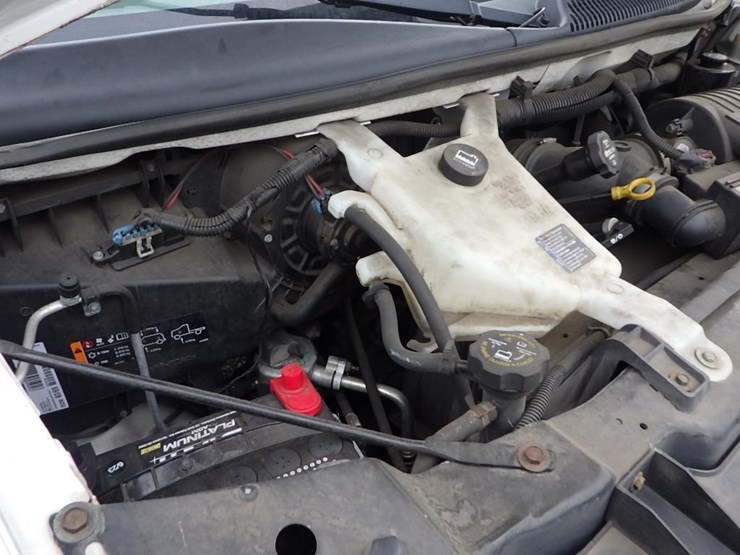 2014-gmc-savana-11'-s/a-cargo-van-image-16