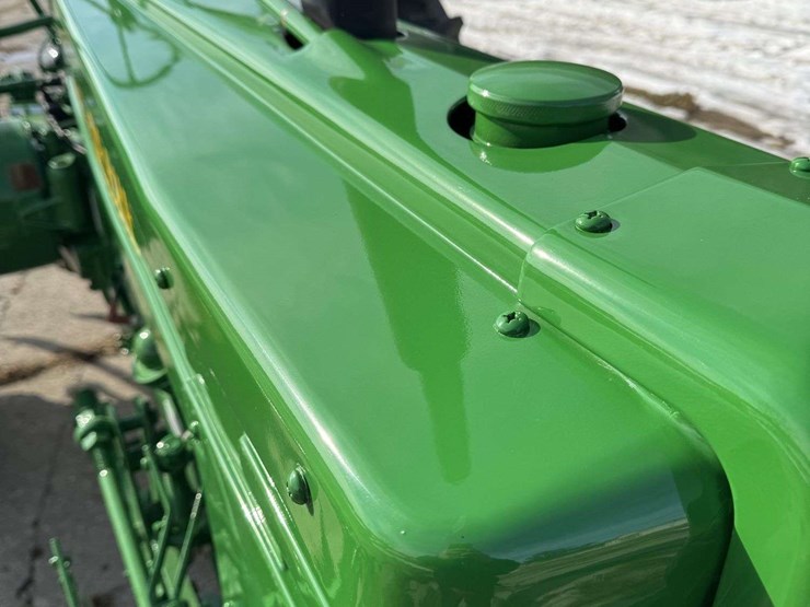 john-deere-h-image-22