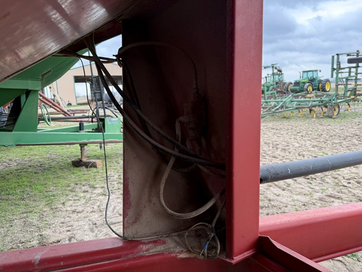 unverferth-8000-image-37