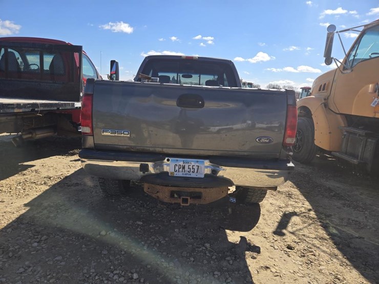 2005-ford-f350-image-11