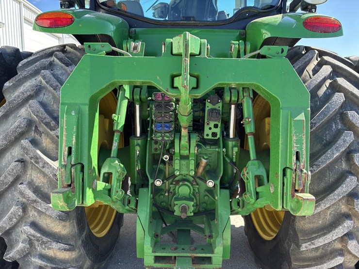2013-john-deere-8360r-image-24