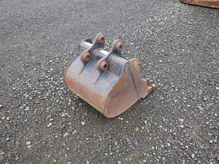 caterpillar-22-image-3