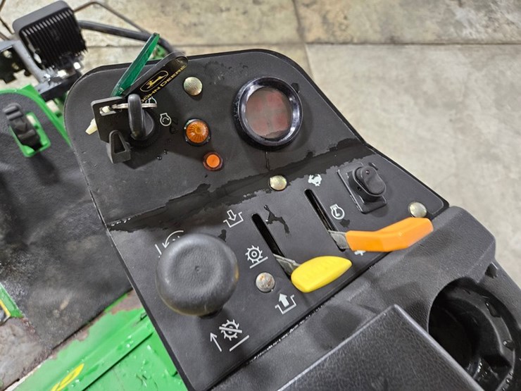 john-deere-2500e-image-19