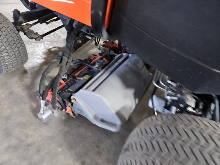 #685-•-jacobsen-lf550-fairway-mower-image-19