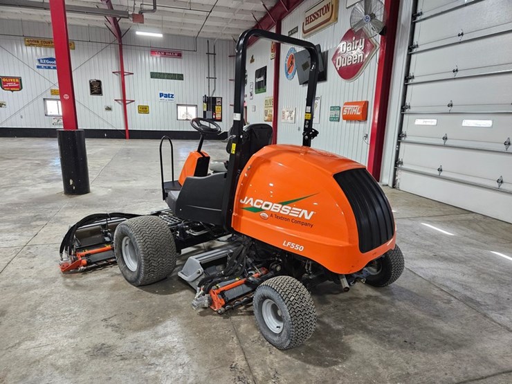 #685-•-jacobsen-lf550-fairway-mower-image-11