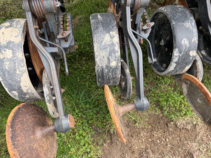 john-deere-1560-image-35