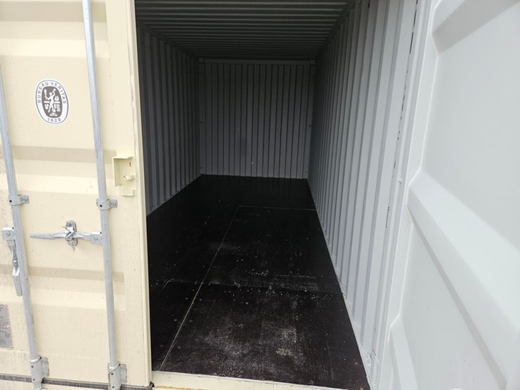 #635-•-20'-container-image-3